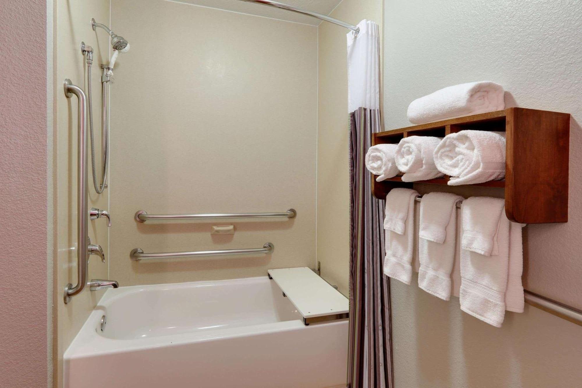 La Quinta By Wyndham Dallas Love Field Eksteriør billede