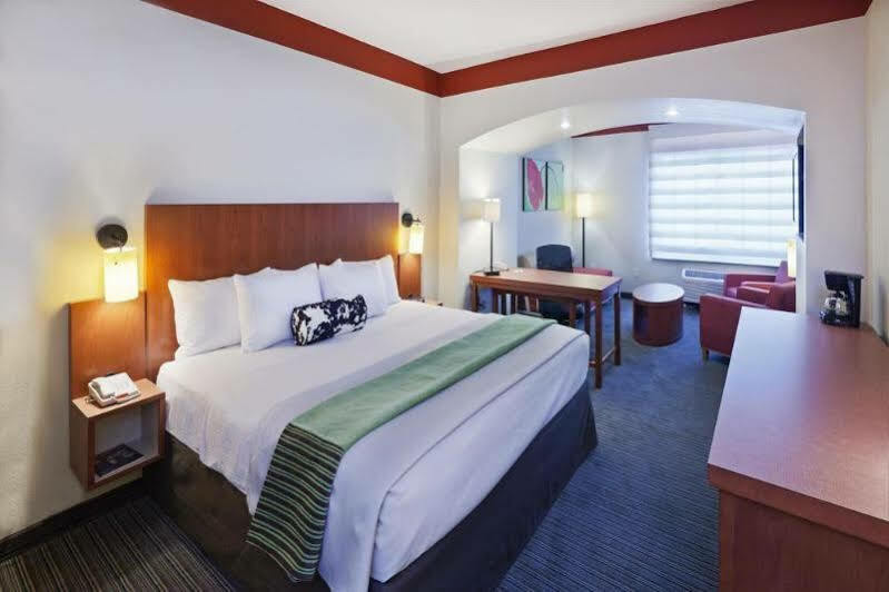 La Quinta By Wyndham Dallas Love Field Eksteriør billede
